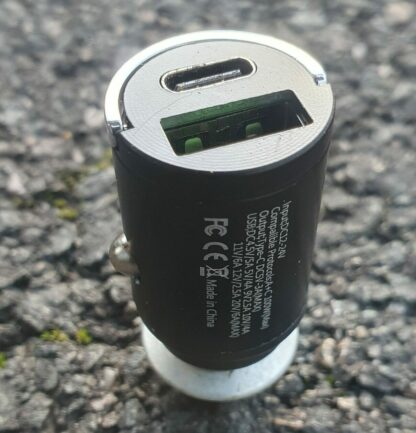 Chargeur allume cigare 100W double ports